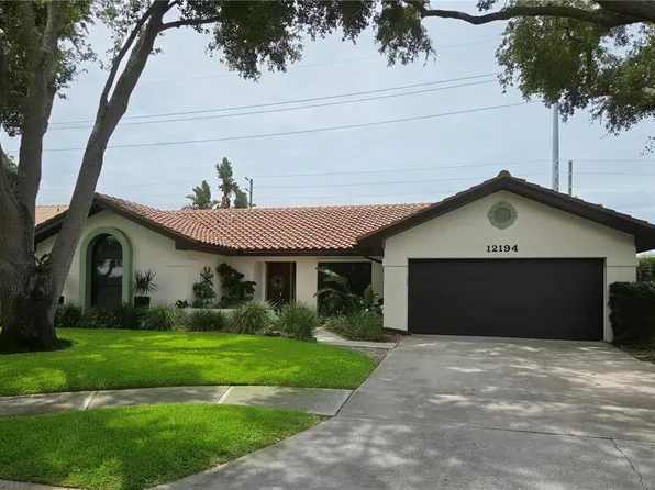 12194 66th Ave, Seminole, FL 33772