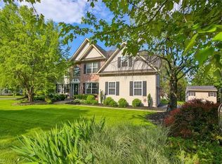 1644 Fox Hollow Ln, Easton, PA 18040