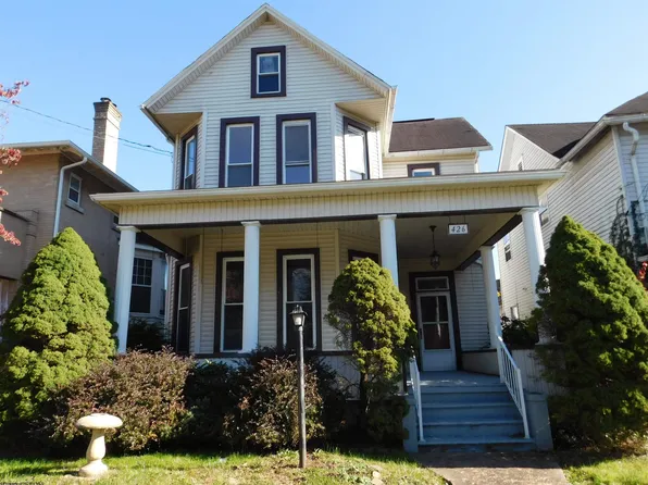 426 Main Ave, Weston, WV 26452