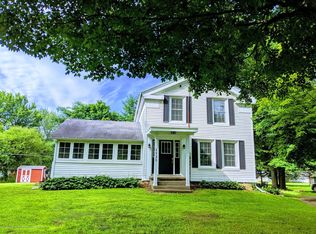 1525 W Dexter Trl, Mason, MI 48854