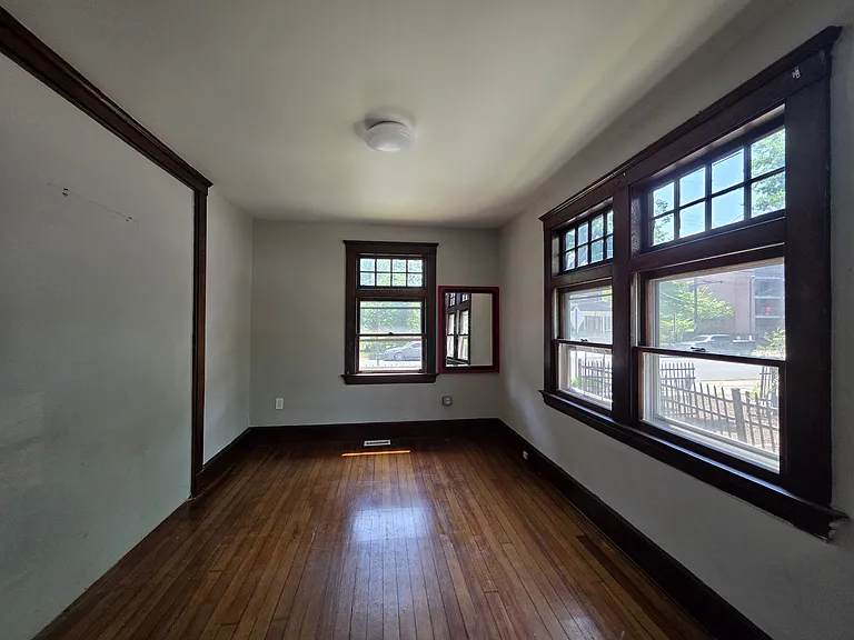 705 George St #B — Photo 8