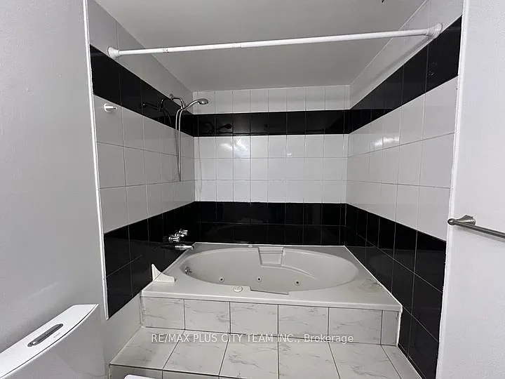 45 Jimston Dr #BASEMENT — Photo 16