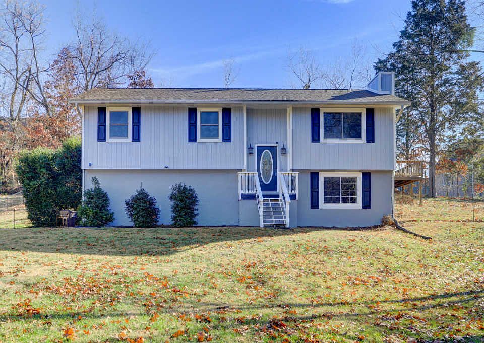 1st image of 1636 River Crest Dr