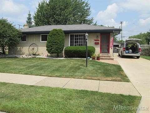 2nd image of 20513 Shores St