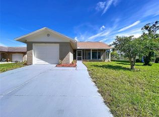 8101 Casuarina Dr, Port Richey, FL 34668