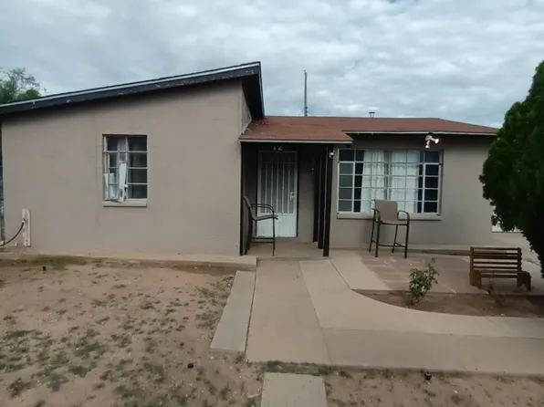 12 Murphy Pl, Roswell, NM 88203