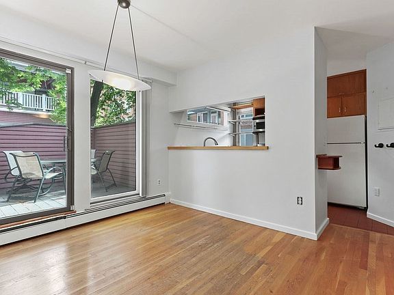3rd image of 336 Harvard St APT E