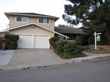 1st image of 3268 Bridle Dr