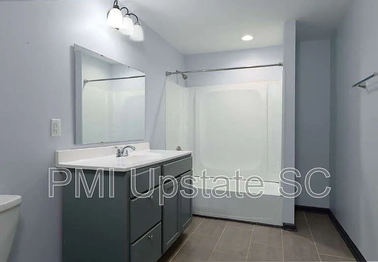 249 E Hampton Ave — Photo 13