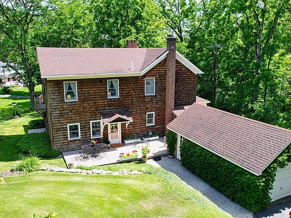 4th image of 9 Iron Forge Rd