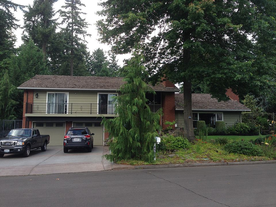 1st image of 4804 Dubois Dr