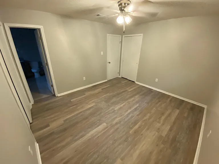 628 Carrollton Ave — Photo 9