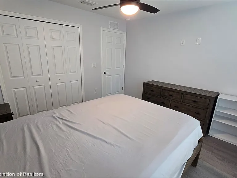 1870 N Zenith Rd — Photo 22