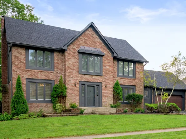 7474 Oakland Hills Dr, Indianapolis, IN 46236