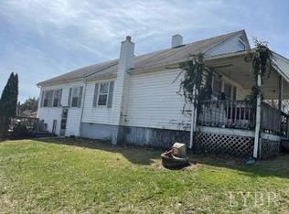 1348 Stone Mill Rd, Hurt, VA 24563