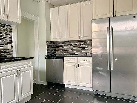 2nd image of 7411 Boulevard East APT 202