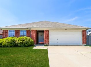 1615 Brookleaf Dr, Arlington, TX 76018