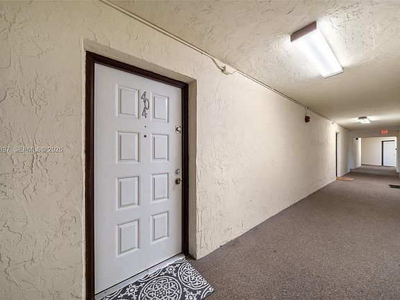 3rd image of 8005 Lake Dr APT 404
