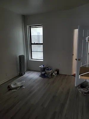 Rented by NYC HOMES 4LESS INC | media 10