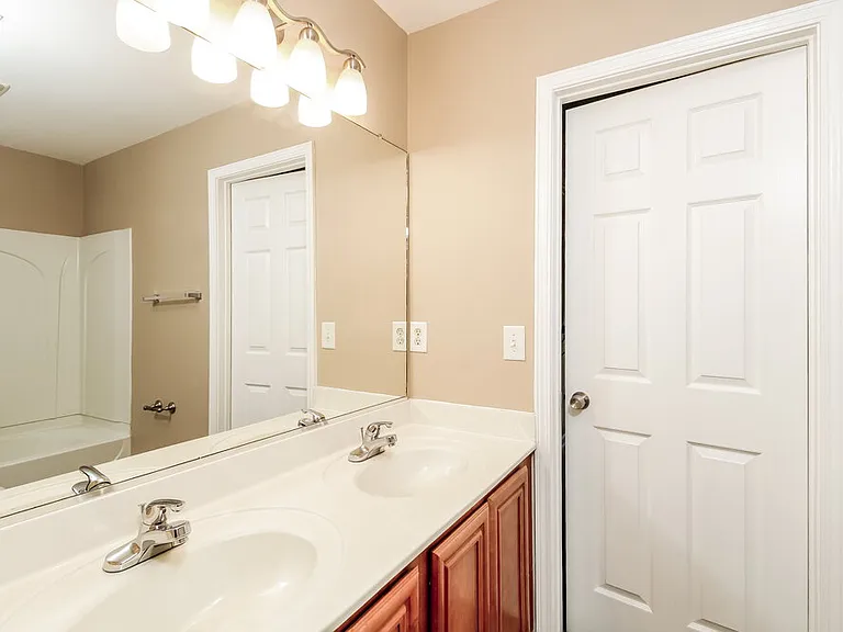 4014 Mountainridge Dr — Photo 12