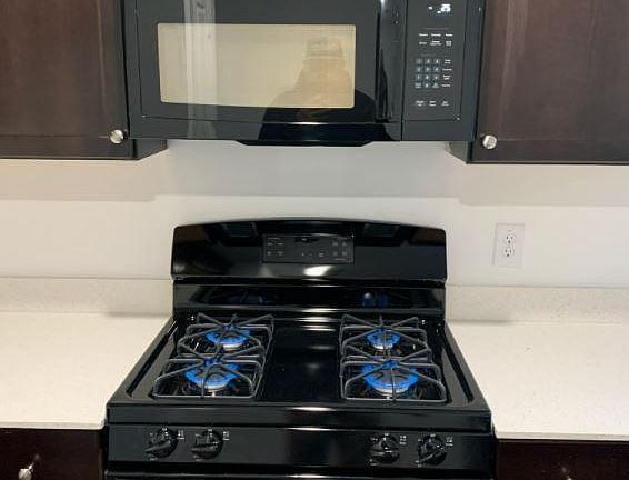 4th image of 5811 Grindstone Dr