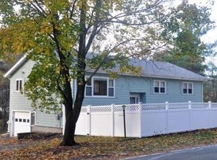 106 Tyngsboro Rd, Westford, MA 01886
