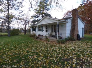 3509 Five Mile Rd, South Lyon, MI 48178