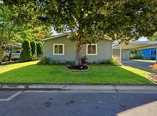 655 NE Burnett Rd, McMinnville, OR 97128