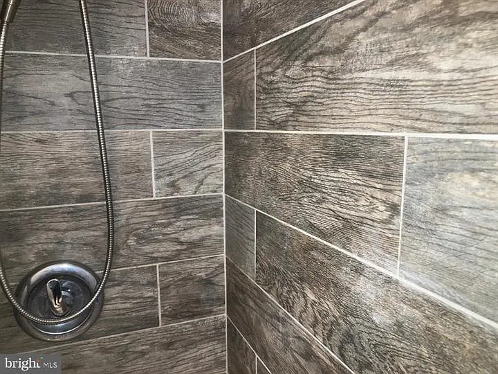 Ceramic Tile Bath