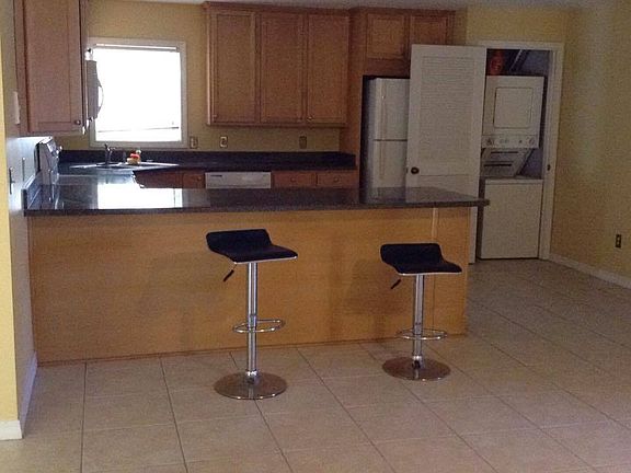 2nd image of 210 11th Ave N APT 102