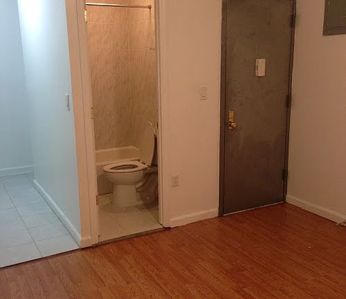 3rd image of 17 Ludlow St APT A
