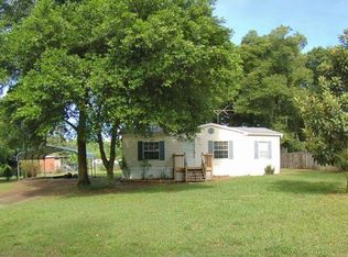 18424 Geraldine Rd, Dade City, FL 33523