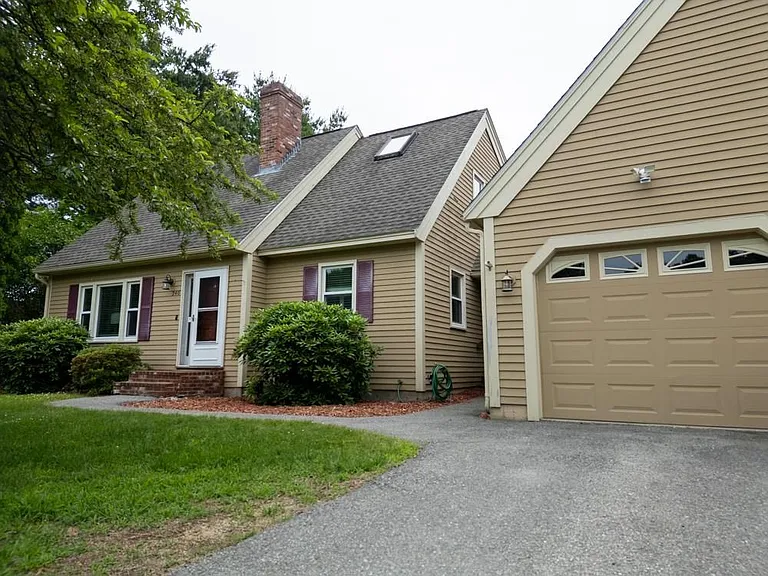 246 Winding Pond Rd — Photo 28