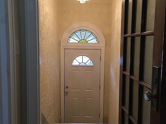 3rd image of 849 E 227th St