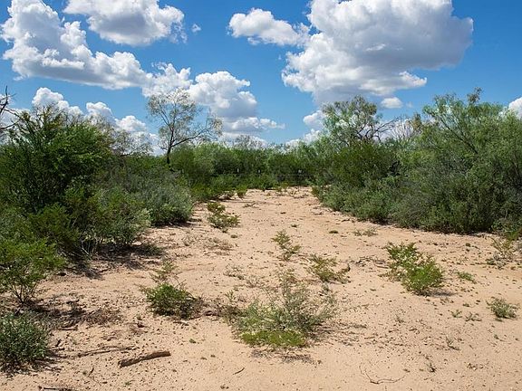 5th image of 395 Ranch Road 6210 #F