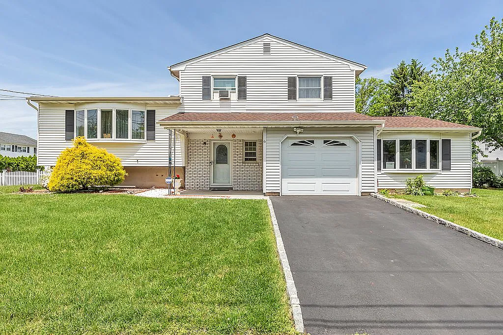 6 Tyroler Ct photo 1