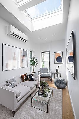 1st image of 915 Saint Johns Pl #73