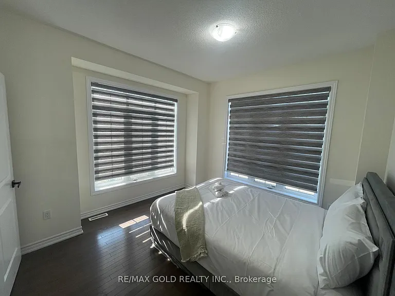 537 Veterans Dr — Photo 18