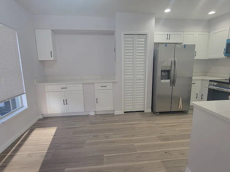 4437 Cluster Dr — Photo 5
