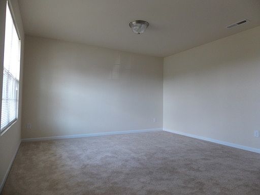 3rd image of 113 Ashmore Dr