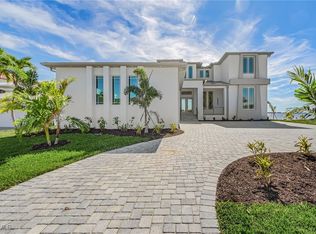 606 Coral Dr, Cape Coral, FL 33904