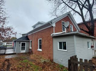 8 Montague St, Smiths Falls, ON K7A 2M1