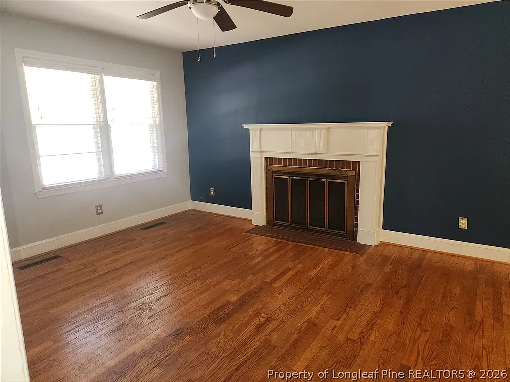3 bed, 1.5 bath, 1143 sqft, $1,400 — Photo 2