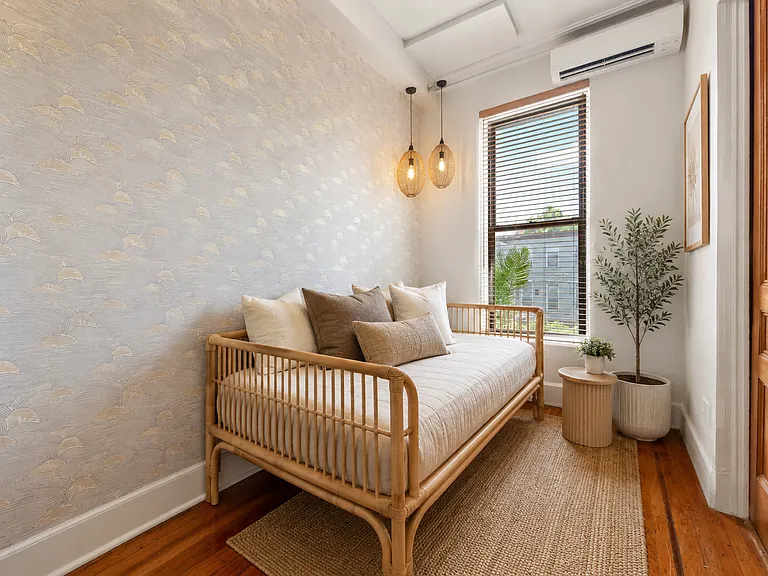 504 Monroe St #1 — Photo 25