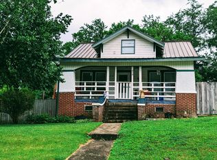 2114 Avon St, Big Stone Gap, VA 24219