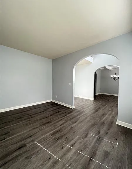 921 Prather Ct — Photo 5