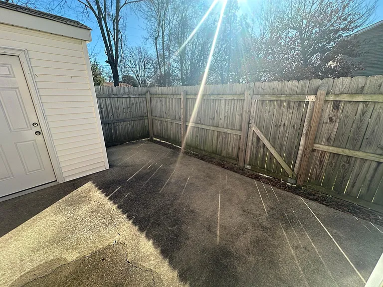 801 Golfview Pl #A — Photo 20