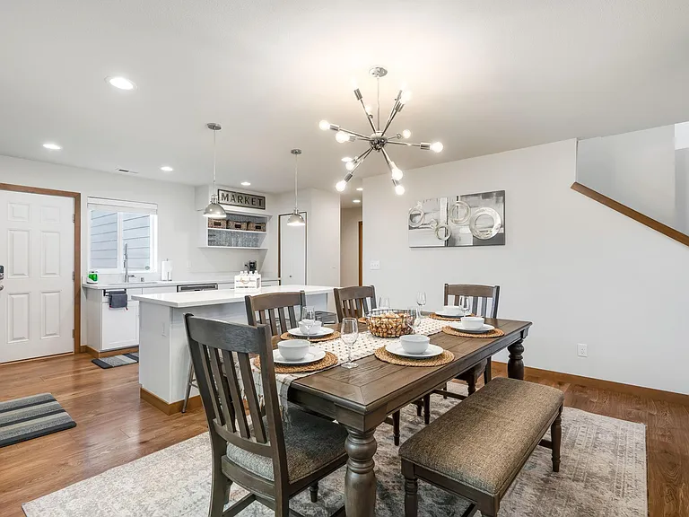 1519 S Washington St — Photo 45