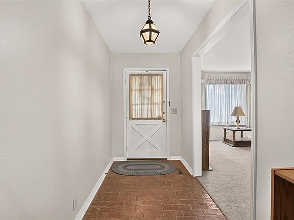 4th image of 3501 Treadwell Dr
