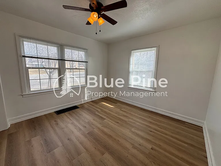 309 S Milton Ave — Photo 11